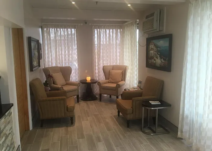 Coastal - Ocean Motel 2*